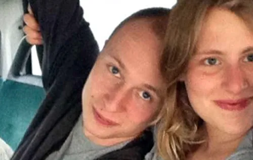 Lindsey & James photo 7