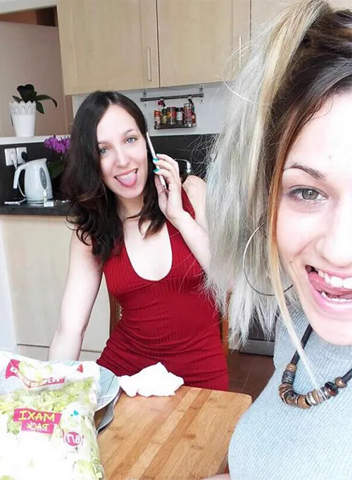 Liz & Alexa photo 2