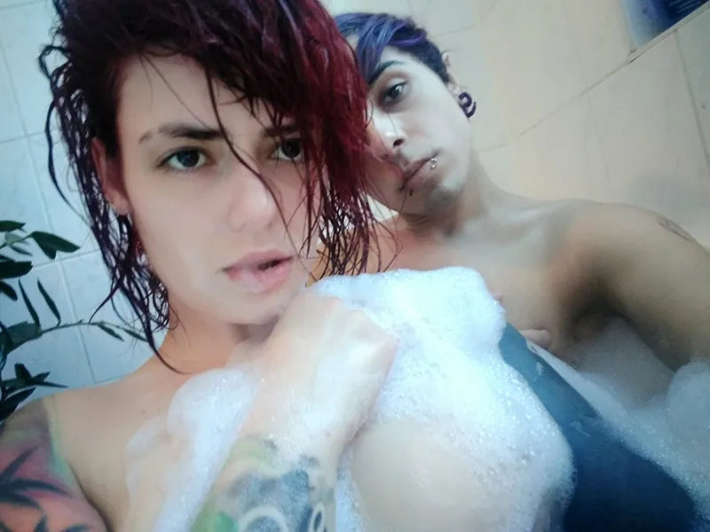 Kylie & Ron photo 8