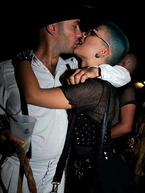 Alice & Andy  photo 5
