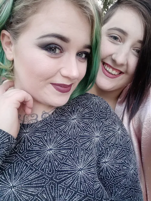 Mikki & Bridgette photo 13