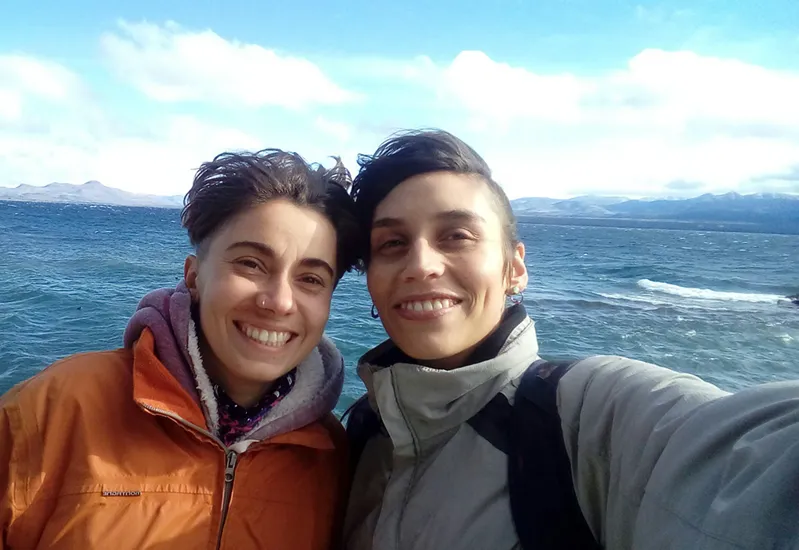 Renata & Emi photo 7