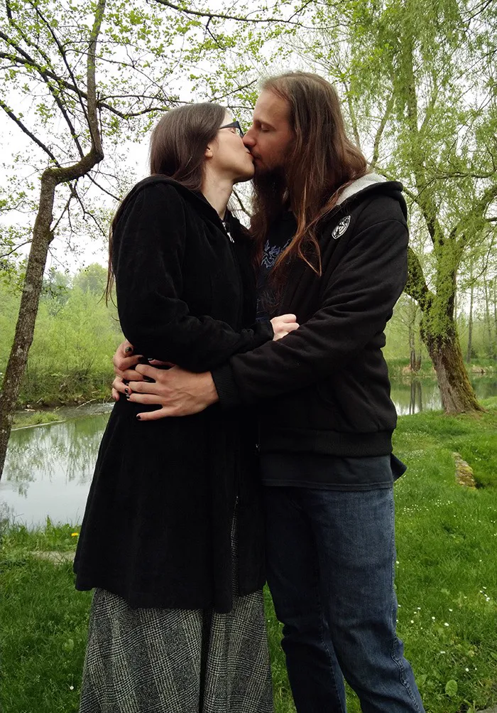Alexi & Lilly photo 9