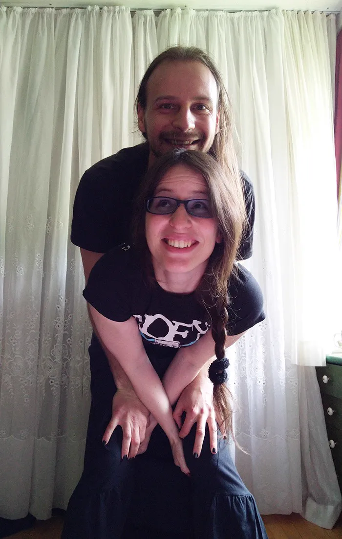 Alexi & Lilly photo 8
