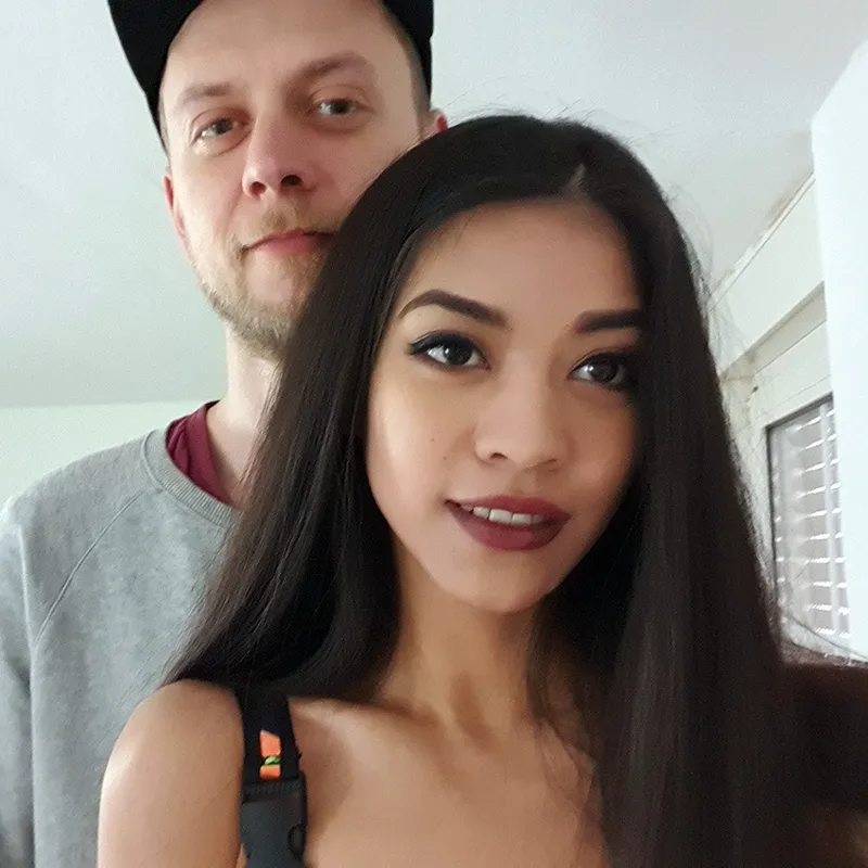 Kim & Leo photo 3