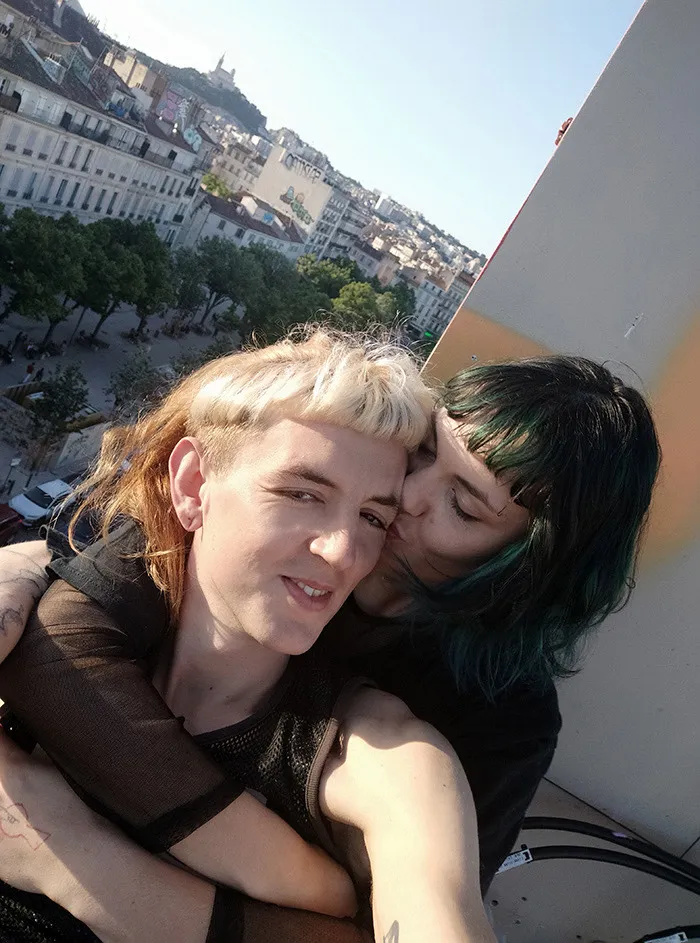 Sara & Stacey photo 11