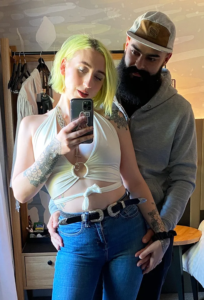 Bonnie & Tommy photo 11