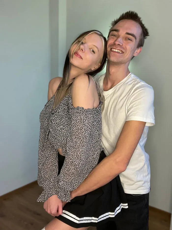 Andrew & Mia photo 12