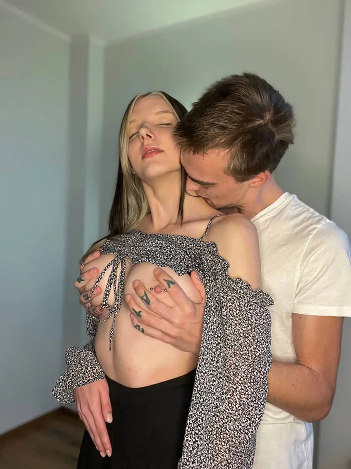 Andrew & Mia photo 8