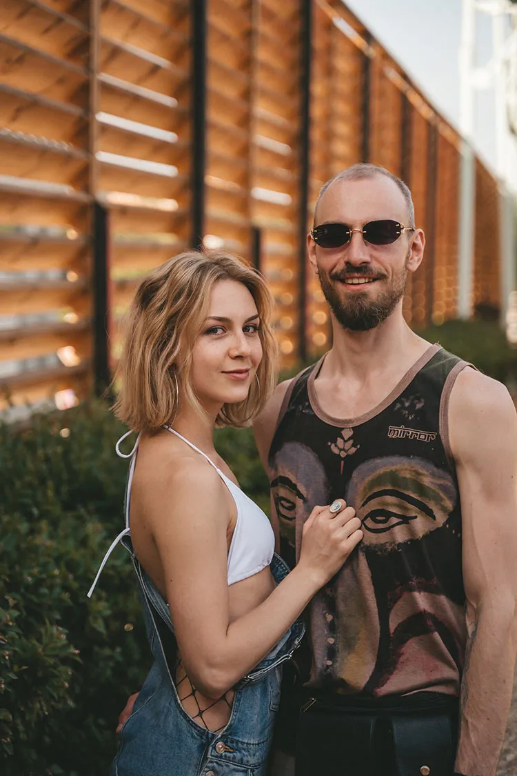 Alecia & Alex photo 6