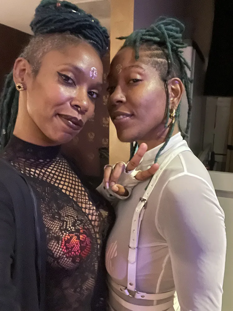 Divine Rae & Godis Meaux photo 2