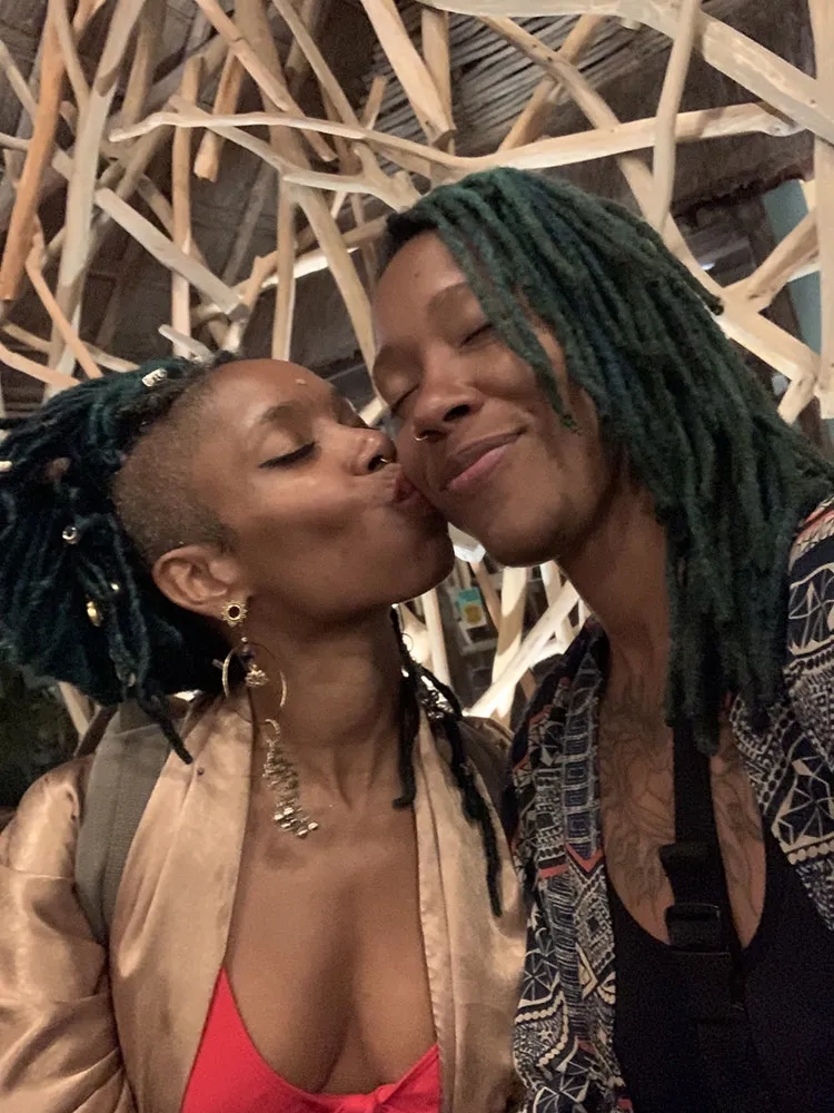 Divine Rae & Godis Meaux photo 7