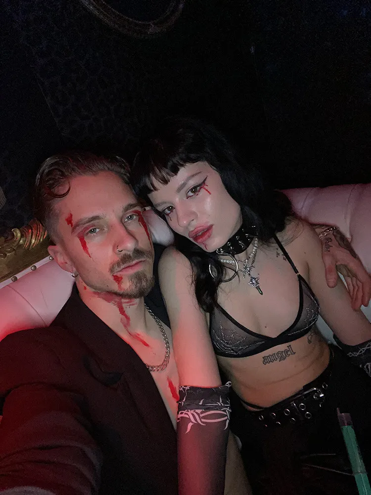 Mia & Jimmy photo 4