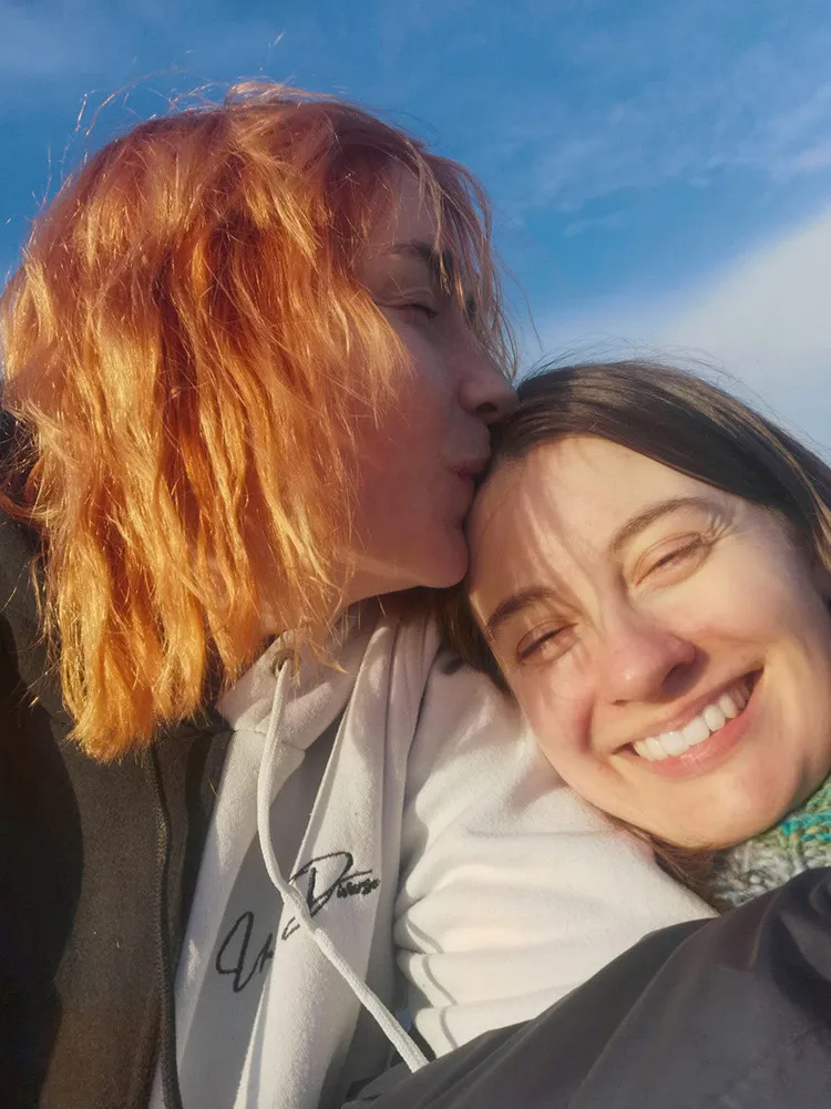 Effy & Grainne photo 13
