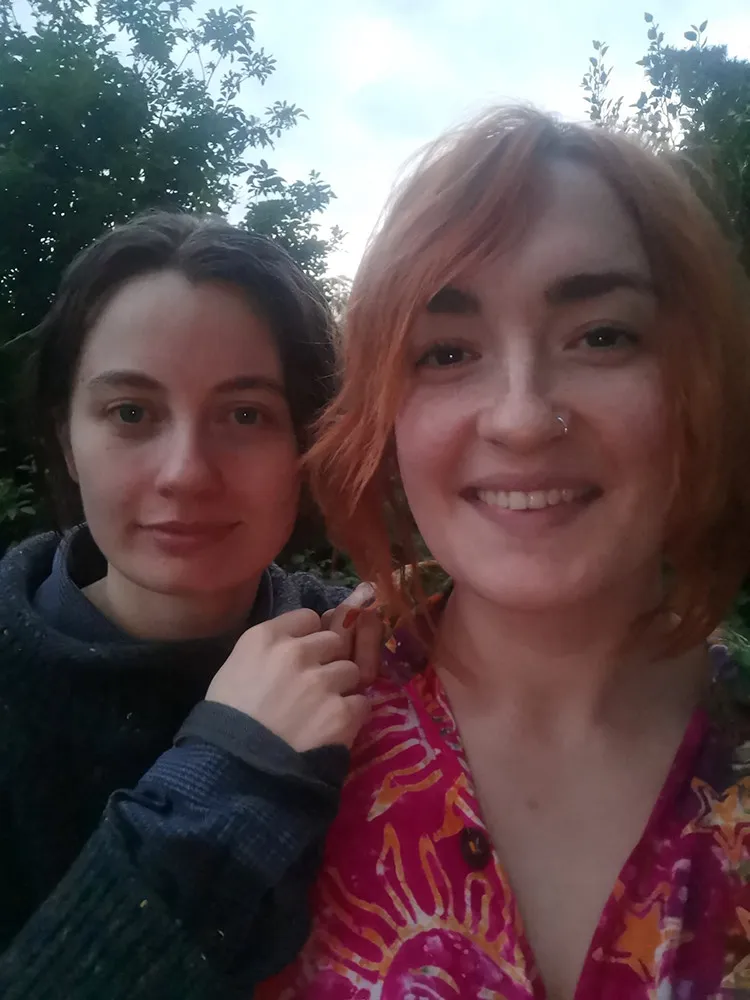 Effy & Grainne photo 8