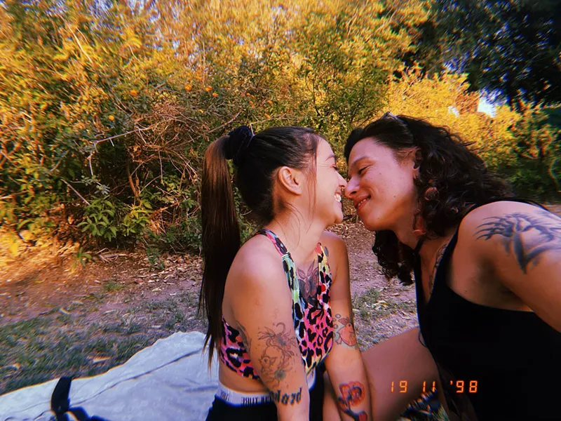 Cristal & Diana photo 23