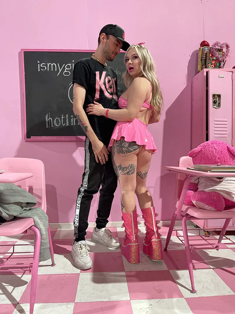 Frankie Fettuccini & Kaiia Eve photo 28