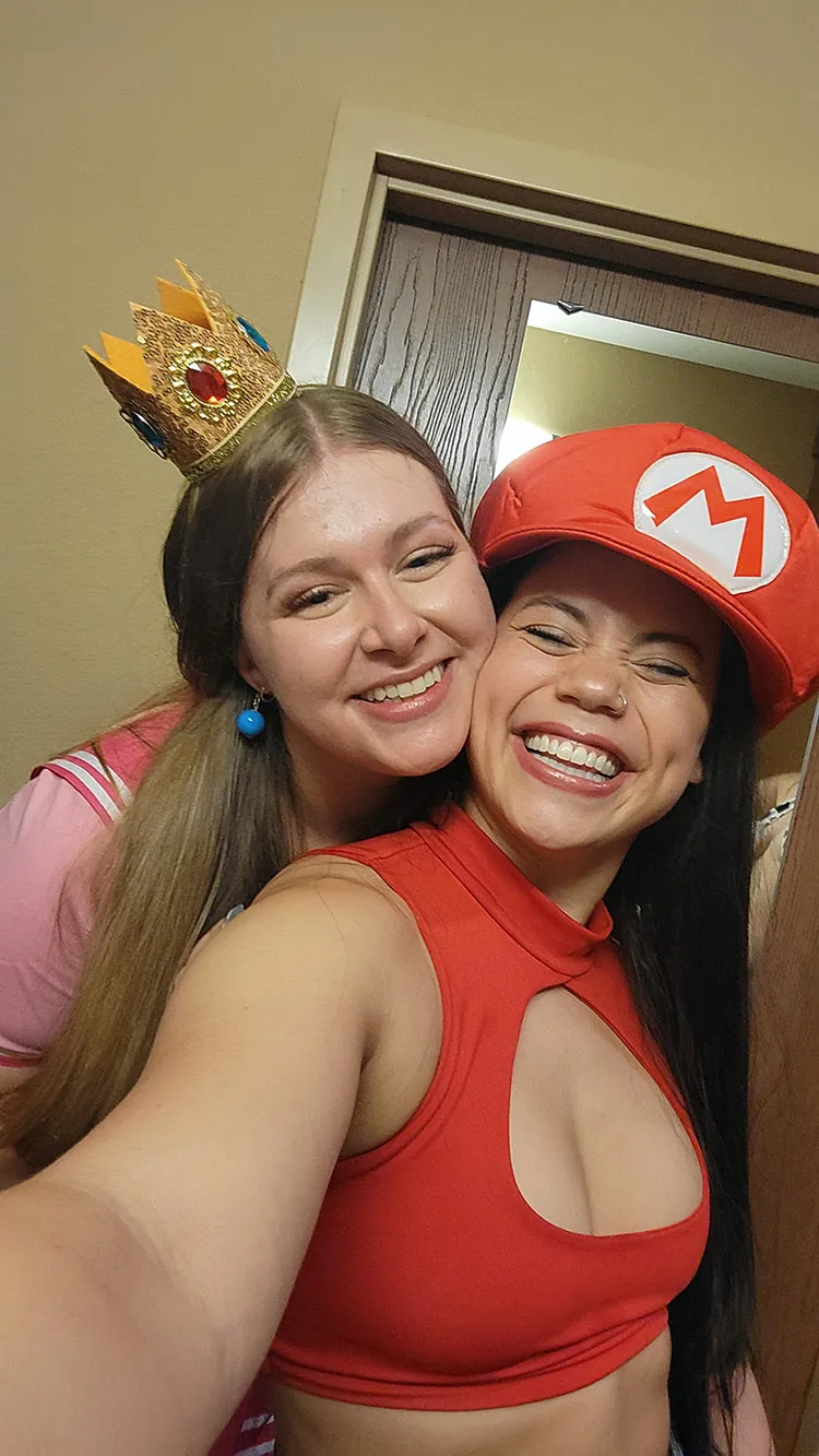 Sativa & Heather photo 9