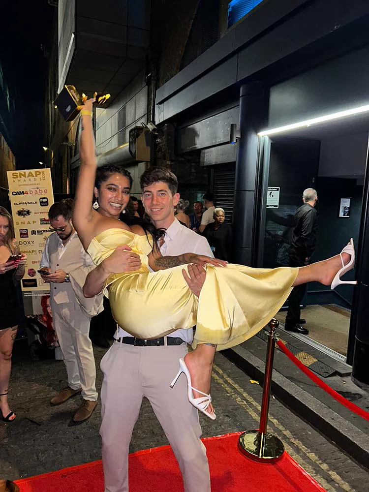 Yasmina & Brady photo 18