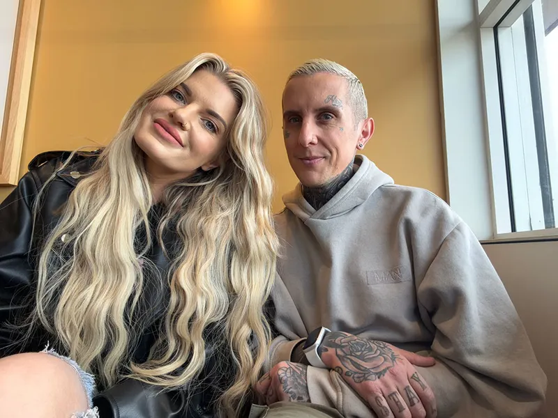 Robyn & Oliver photo 15