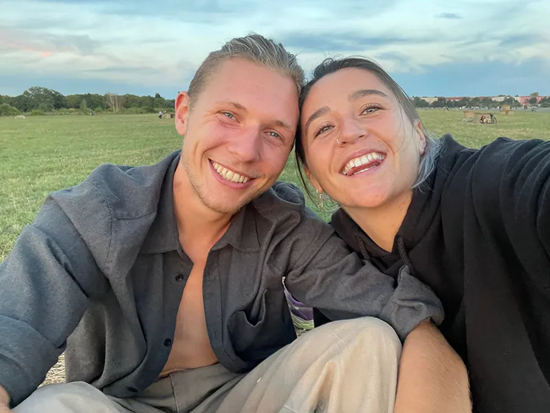 Lizzie & Tom photo 1