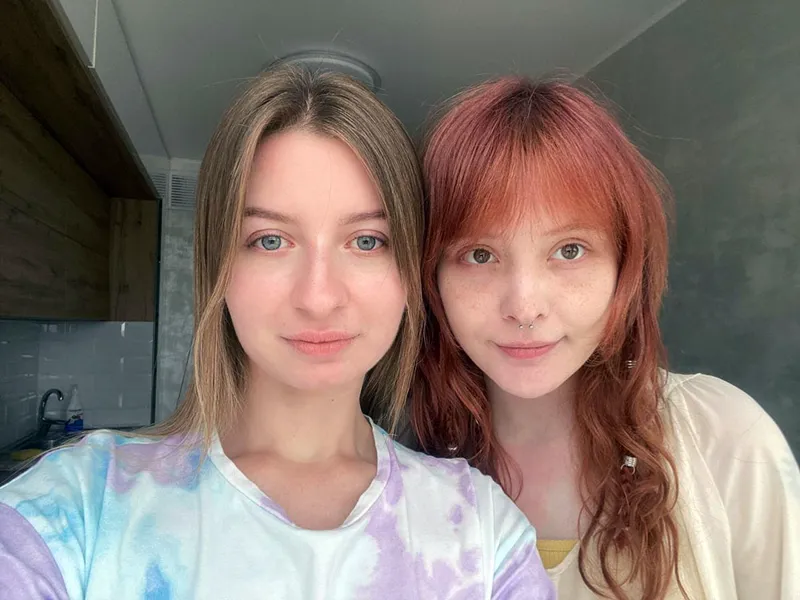 Christina & Hanna photo 1